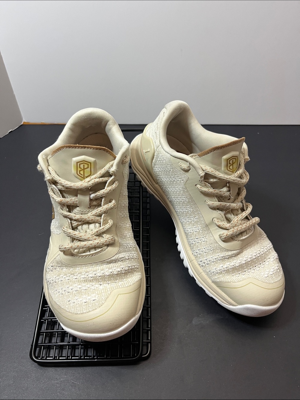 Born Primitive Salvage Women's Athletic Shoes in Cream and Tan - Size 6